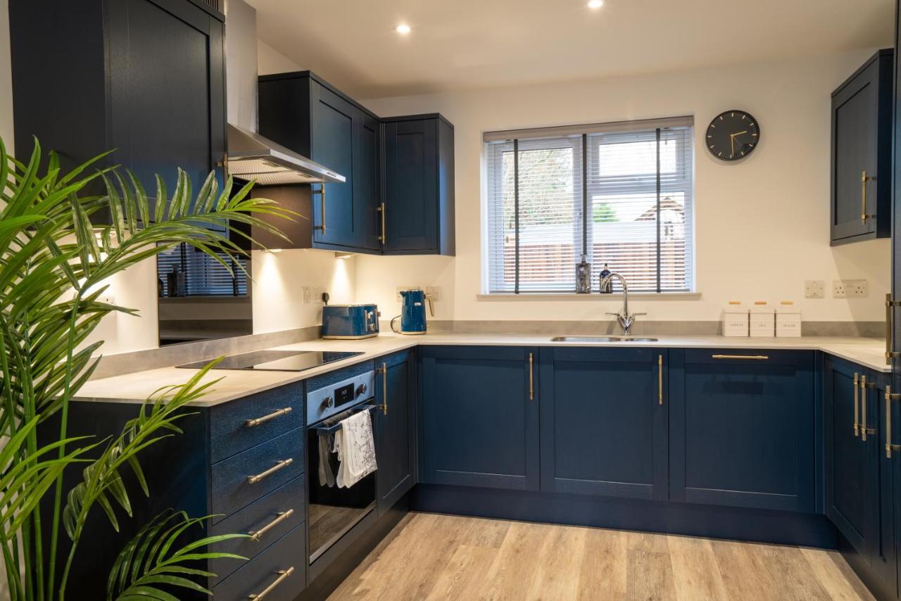 Mill Road Ground Floor Apartment Crawley  Exteriör bild