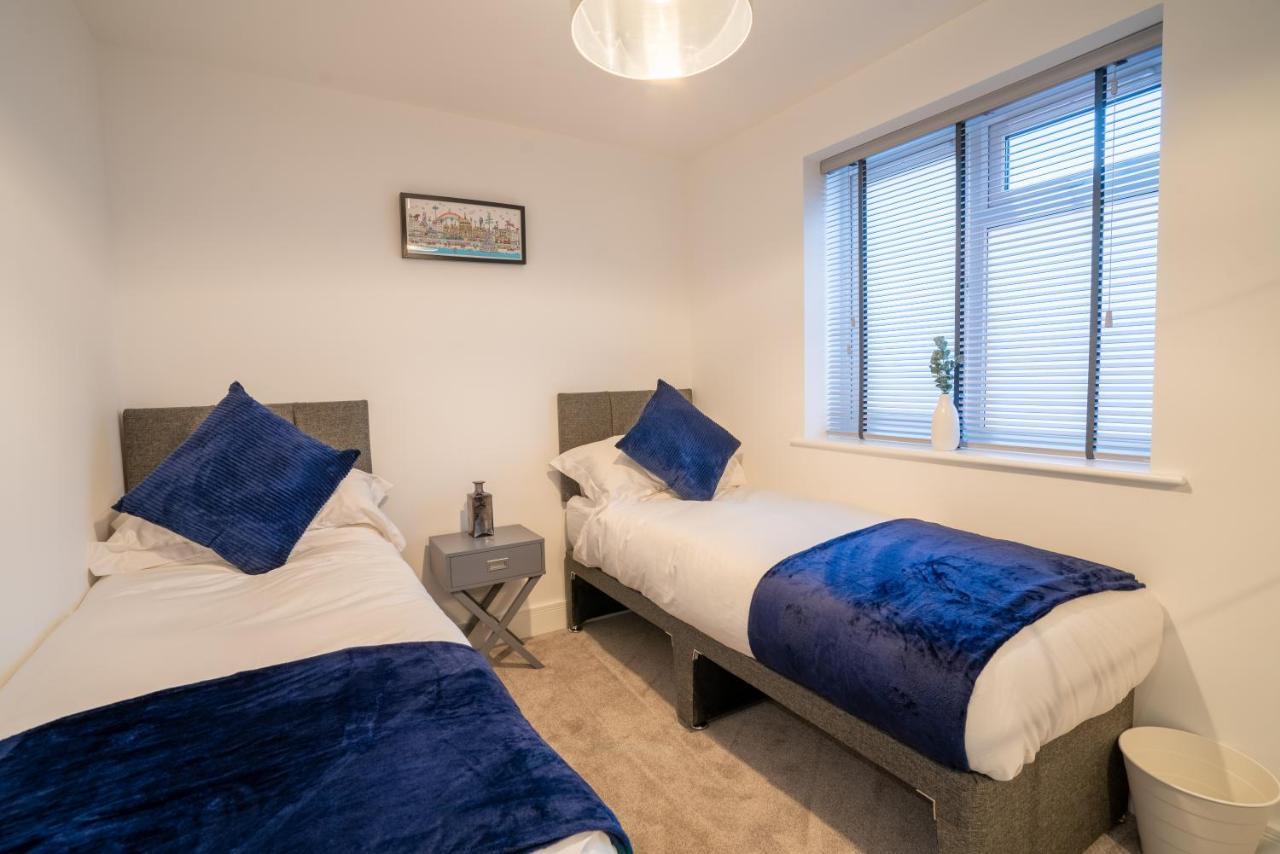 Mill Road Ground Floor Apartment Crawley  Exteriör bild