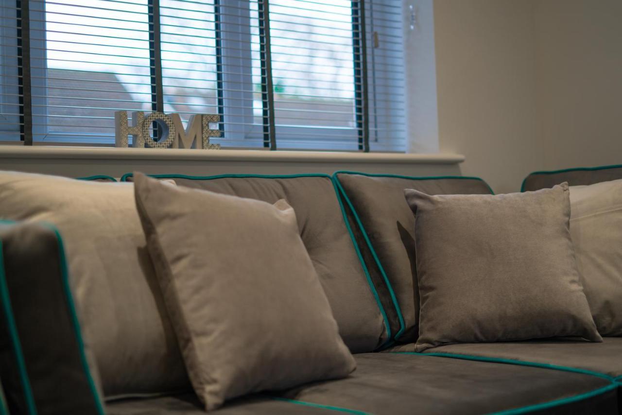 Mill Road Ground Floor Apartment Crawley  Exteriör bild